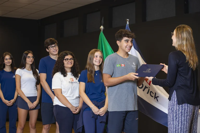 Parceria entre escolas e ISPs