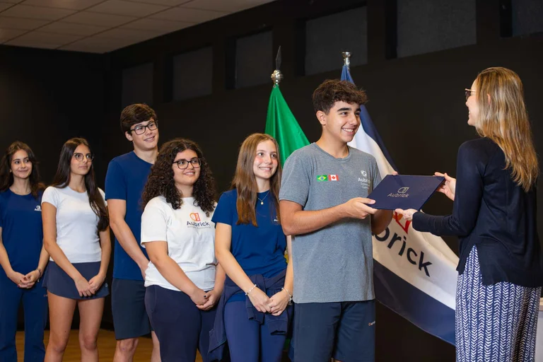 Parceria entre escolas e ISPs